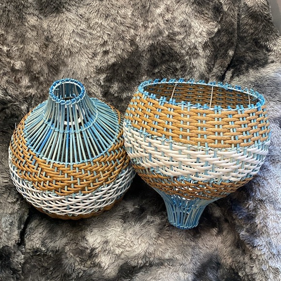 NIB 2 Unique Royal Blue Rattan Pendant Light Handwoven
Round Lamps - Picture 15 of 16